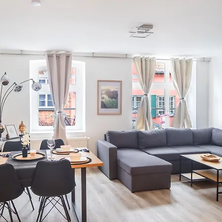 In Lueneburg, 2 Zimmer, Kueche, 80 Qm * Luneburg