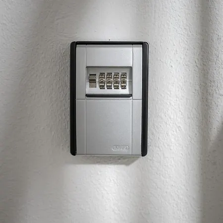 In Lueneburg, 2 Zimmer, Kueche, 80 Qm Appartement