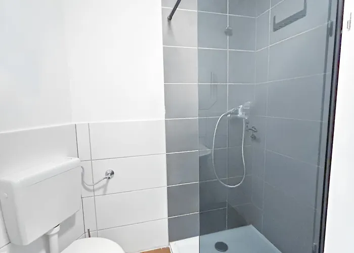 Lägenhet In Lueneburg, 2 Zimmer, Kueche, 80 Qm